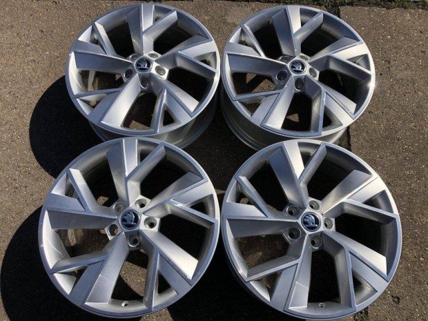 4db gyri 19 Skoda Kodiaq [Triglav] alufelni. (1625)